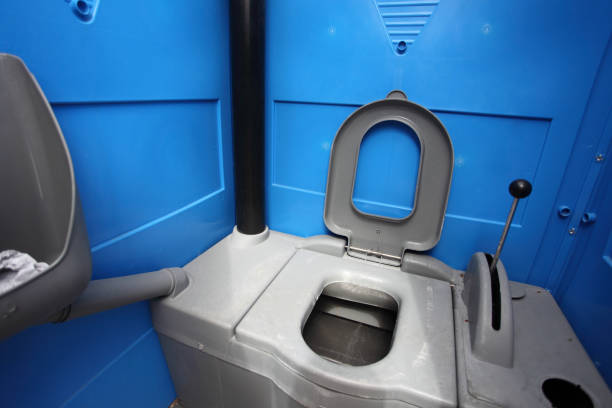Best Porta potty rental near me  in Iron River, MI